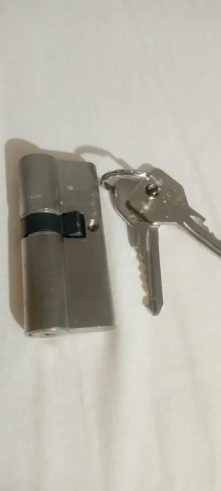 Bombín 6cm + 2 llaves