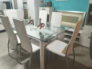 Mesa cristal templado + 6 sillas blancas