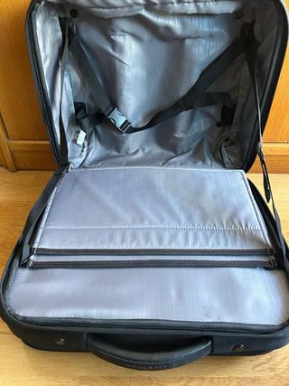 Maletín de viaje Samsonite negro