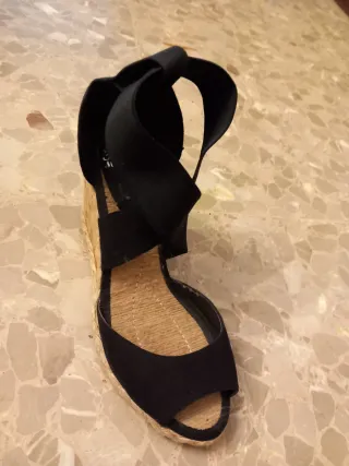 Sandalia esparto negra tacón 41
