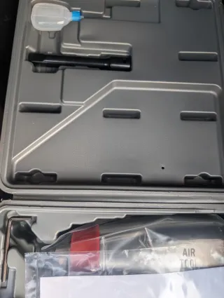 Avvitatore pneumatico per gomme