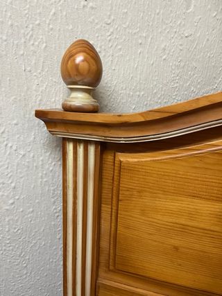 Cómoda, mesita y cabecero madera