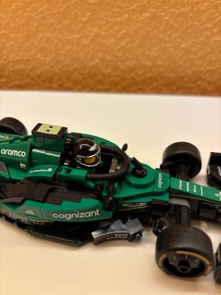 Lego 76925 Aston Martin AMR23