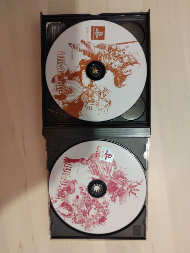 Final Fantasy IX PS1 (manca il disco 1 incompleto)