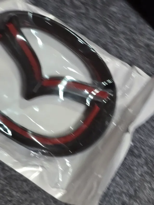 Emblemas Logo Mazda Carbono 2uds