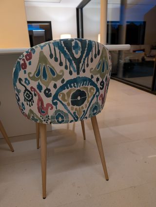 Sillas de comedor tapizadas estampadas
