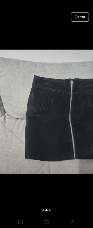 Falda Mango efecto piel ante negra Talla M