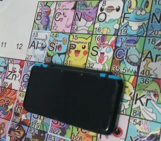 Nintendo New 2DS XL + Pokemon Platino 