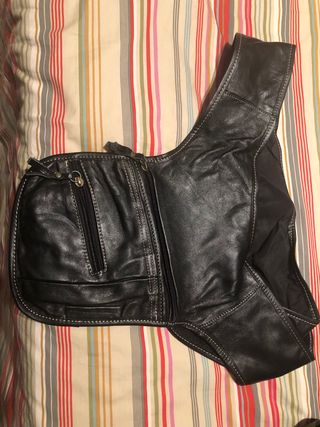 Riñonera Piel Salvador Bachiller Negra