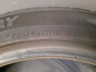 Neumáticos 225 45 R18