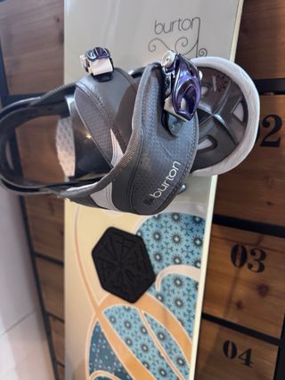 Tabla Snowboard Burton 145 cm + fijaciones Burton 