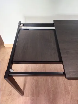 Mesa extensible madera oscura cómo nueva