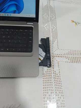 Portátil HP G62. I3 .Windows 11pro. 