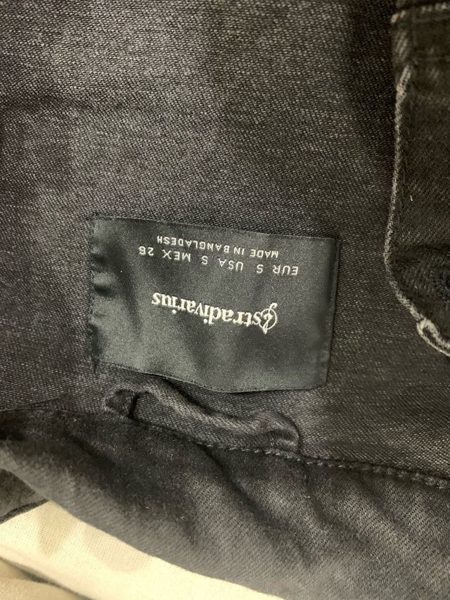 Chaqueta vaquera negra