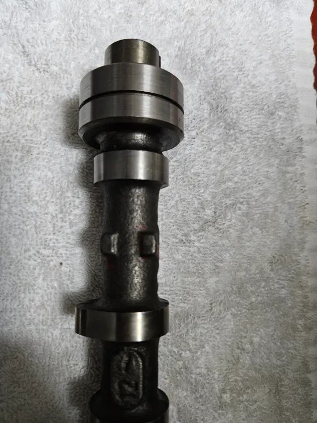 Árbol de levas 5 GT Turbo