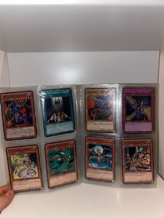 Collezione carte Yu-Gi-Oh + mazzo aggiuntivo 