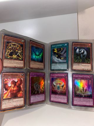 Collezione carte Yu-Gi-Oh + mazzo aggiuntivo 