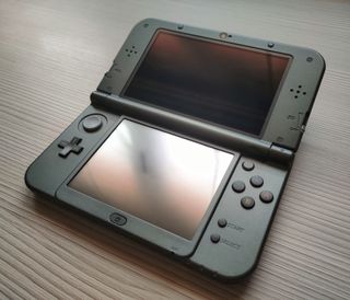 New Nintendo 3DS XL + Juegos