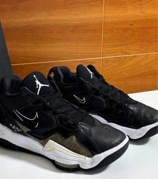 Zapatillas Jordan Zoom 92 Negras y Blancas