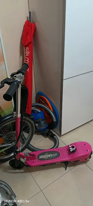 Patinete eléctrico infantil rosa