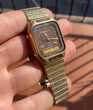 Reloj Citizen Digi-Ana Vintage Quartz Dorado