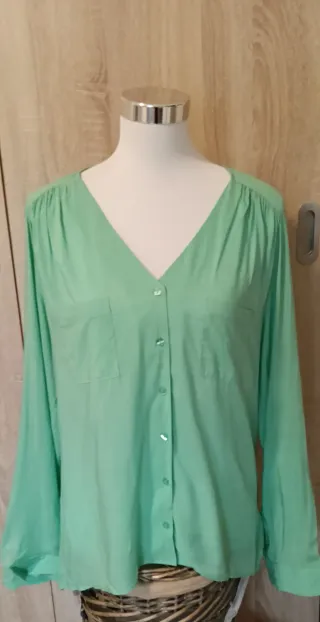 Blusa verde Atmosphere talla 40