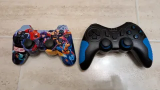 Mandos de videojuegos varios