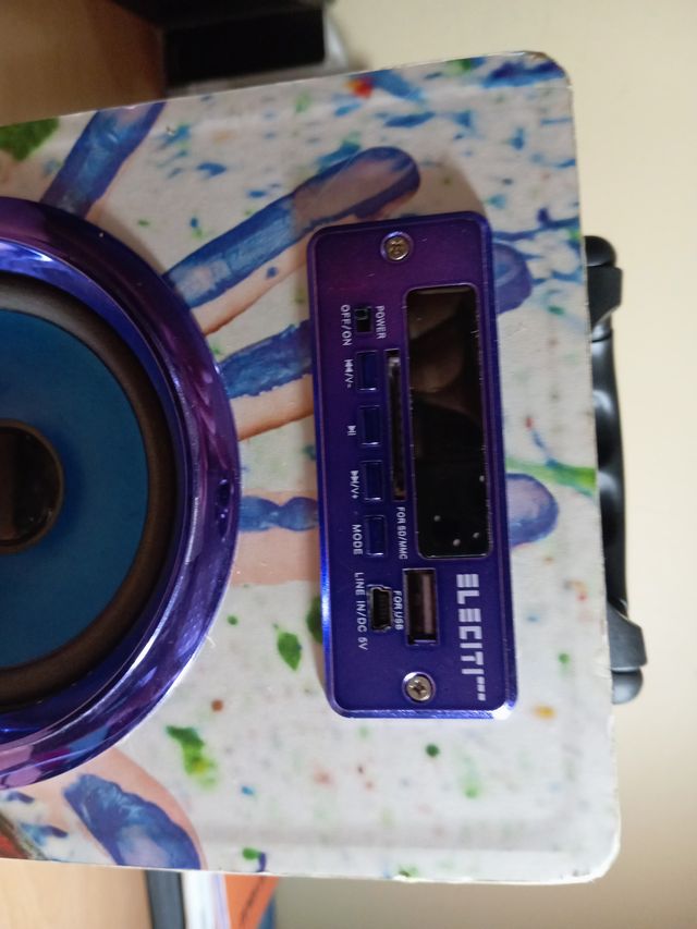 Altavoz Bluetooth negro