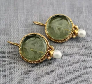 Pendientes Vintage Chapados Oro y Perlas