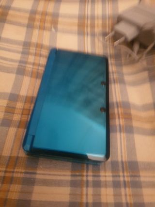Nintendo 3DS Azul con cargador