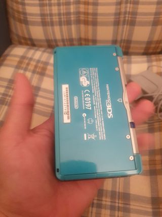 Nintendo 3DS Azul con cargador