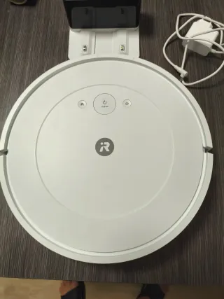 Aspiradora Roomba iRobot esential 2 en 1