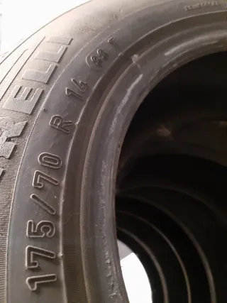 Neumático 175/70 R14 