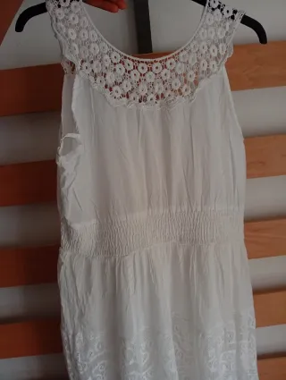 Vestido branco com renda