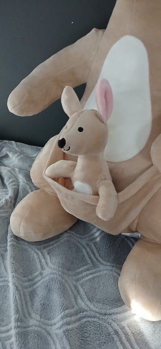 Peluche Canguru Grande com Bebé