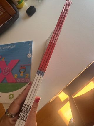 3 Libros de texto de lengua 4 de primaria