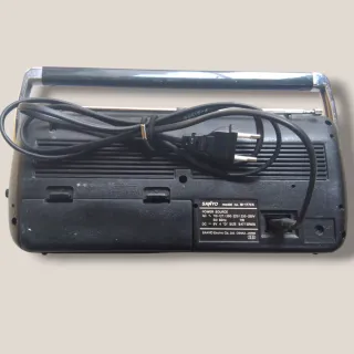 Radio Cassette Sanyo grabadora pilas