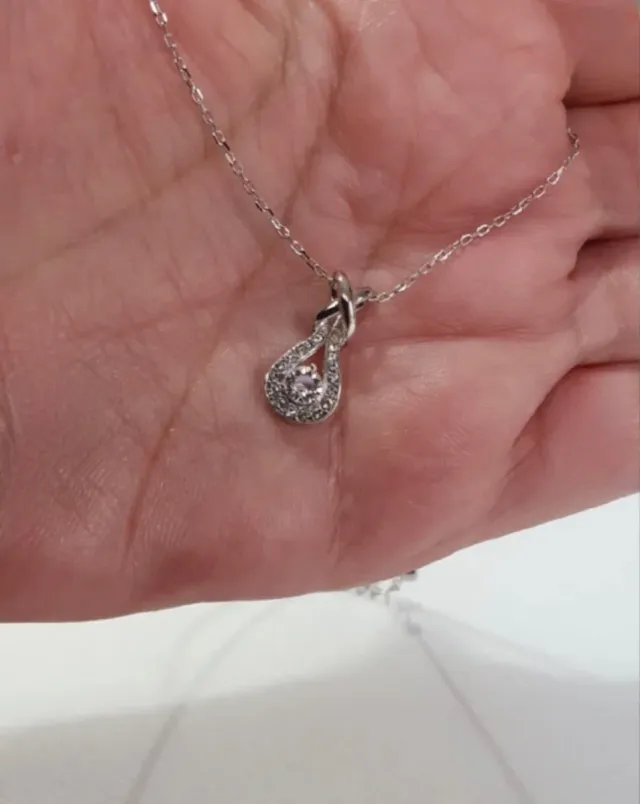 Colgante ORO BLANCO Y SWAROVSKIS