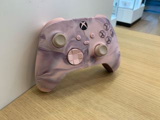 Mando Xbox Series X Rosa Marmoleado