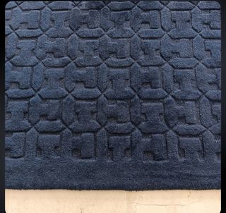 Alfombra de lana azul