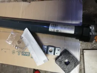 Motore tubolare per tapparelle e tende