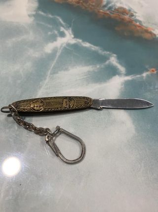 Llavero vintage con navaja y cadena