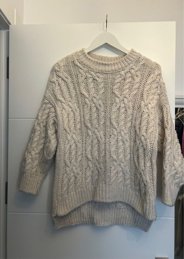 Jersey de punto trenzado beige mujer