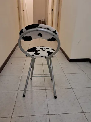 Silla con estampado de vaca