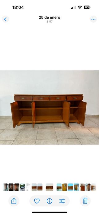 Escritorio de madera con cajones y mueble oficina