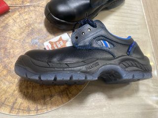 Zapatos de seguridad Panter negros y azules