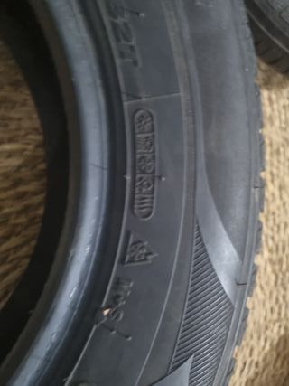 Neumáticos 175/70 13 82T hankook optimo 4S