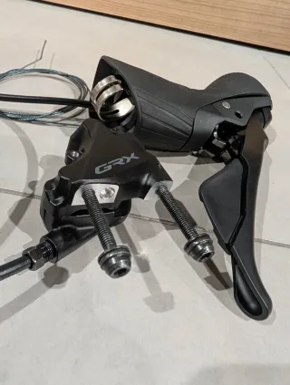 Manetas Shimano GRX RX-600