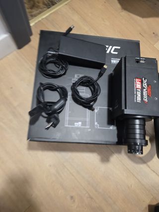 Simagic Alpha y volante 