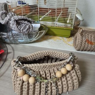 Bolso crochet trapillo pluma hecho a mano